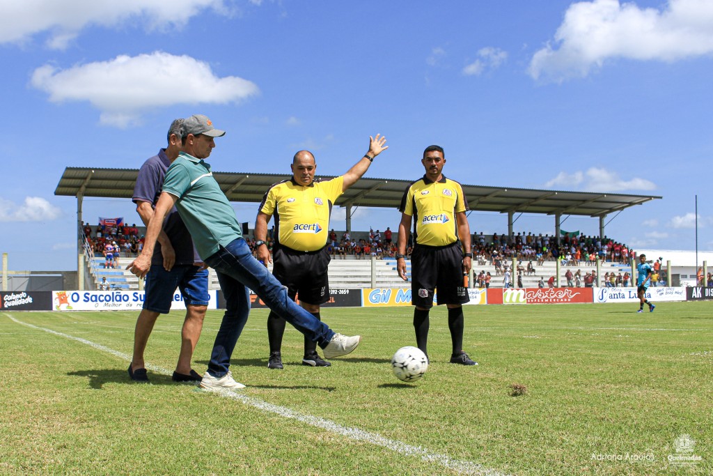 Estádio Municipal de Queimadas é inaugurado em grande festa